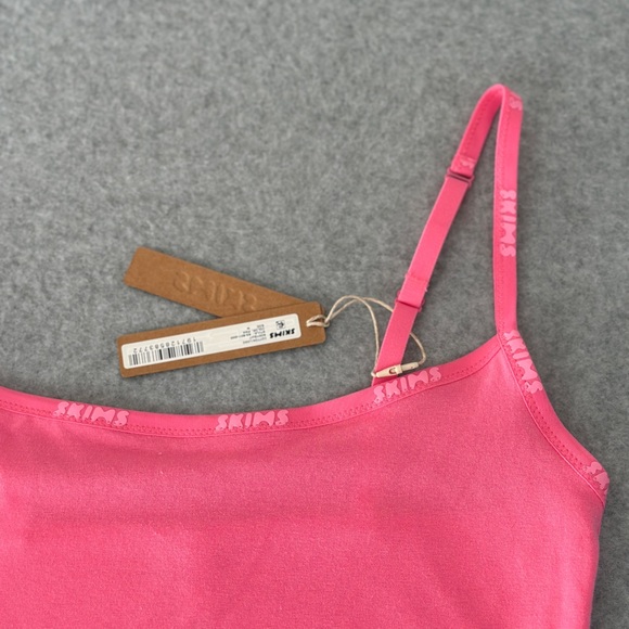SKIMS Cotton Logo Bodysuit - Sugar Pink - Picture 3 of 5